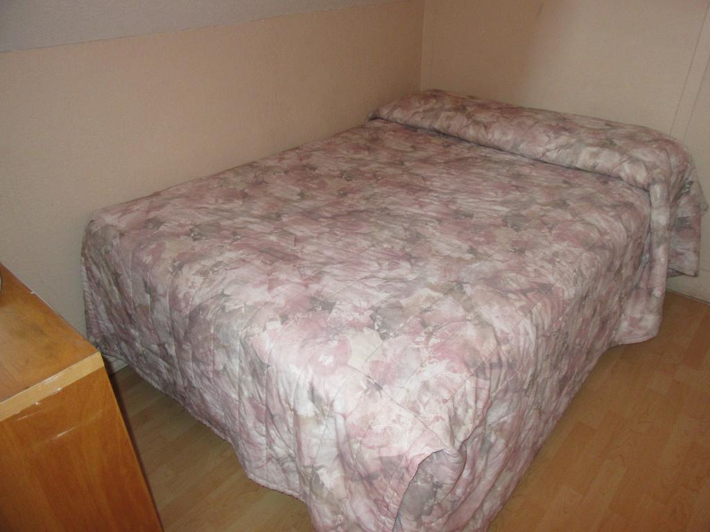 Turtle Hostel Виктория Экстерьер фото